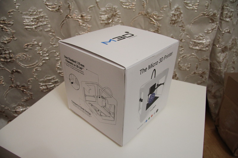Красивая коробка с 3D-принтером The Micro